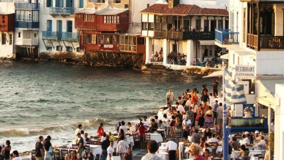 30 νέα κρούσματα στην Κύπρο-17 ήταν στην ΜΥΚΟΝΟ!