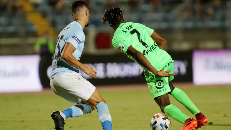 Ούτε τα ονόματά τους