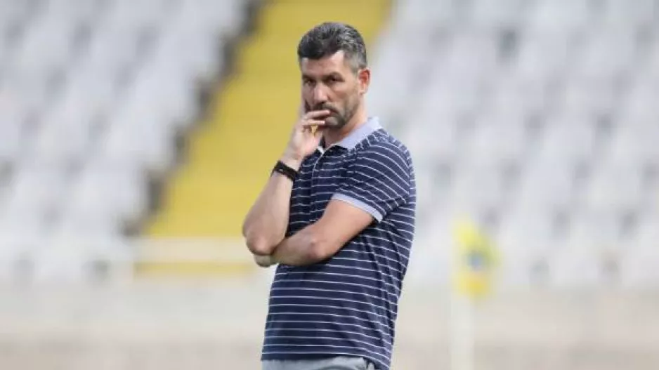 Σκέψεις/Ουζουνίδης