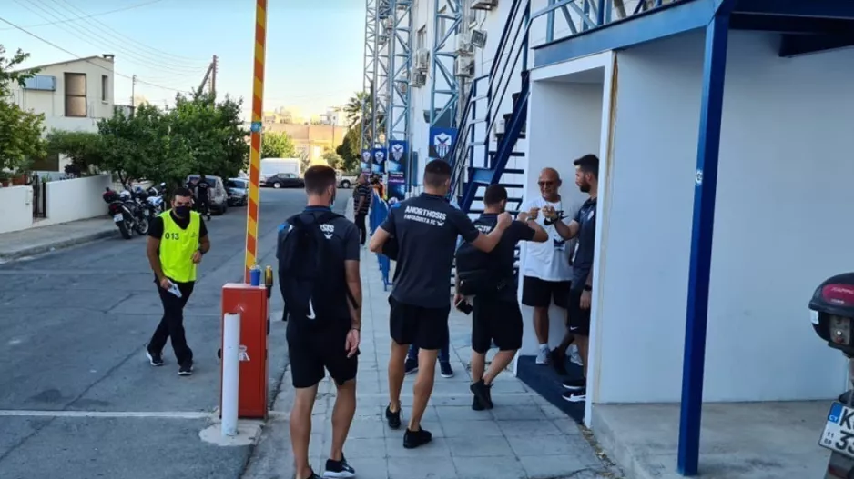 ΦΩΤΟΣ/Η ΑΦΙΞΗ της Ανόρθωσης στο ΠΑΠ