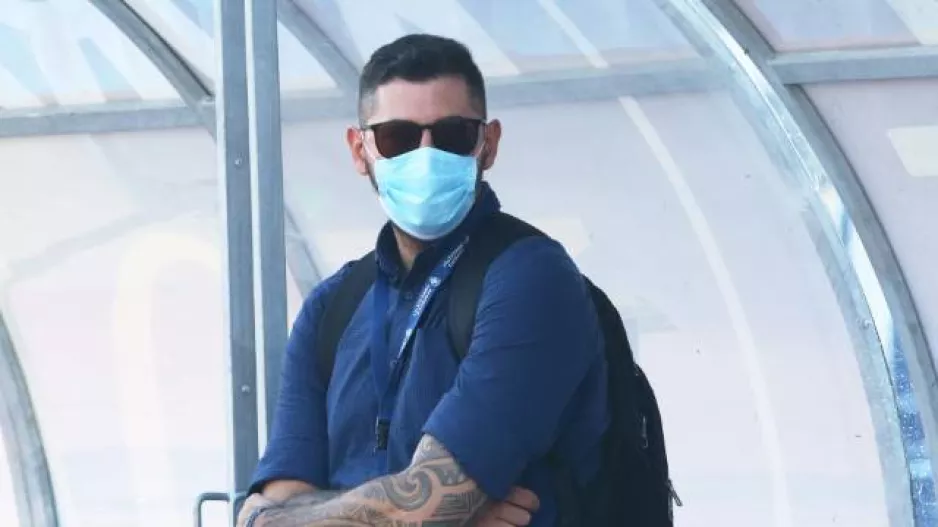 Με μάσκα ο Σάββας 