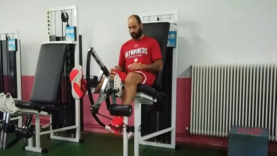 Ολυμπιακός: Βάρη και... σκαλοπάτια στο Μέτσοβο