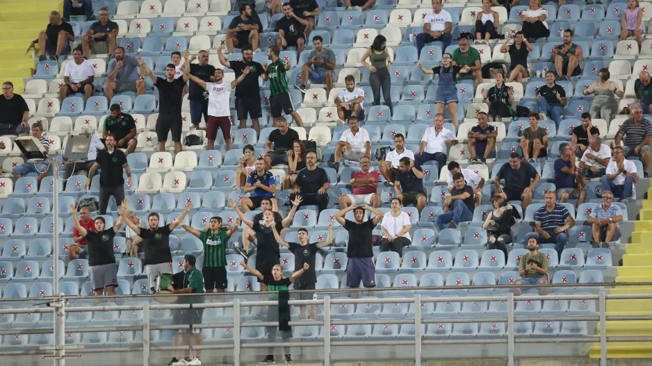 ΠΙΣΤΟΙ στην ομάδα