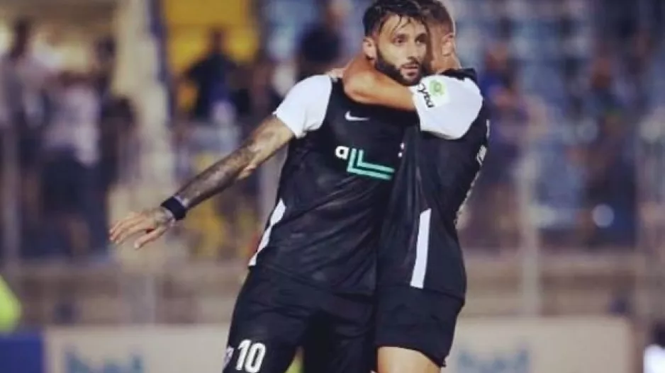 Μήνυμα/Respect σε Λόρια