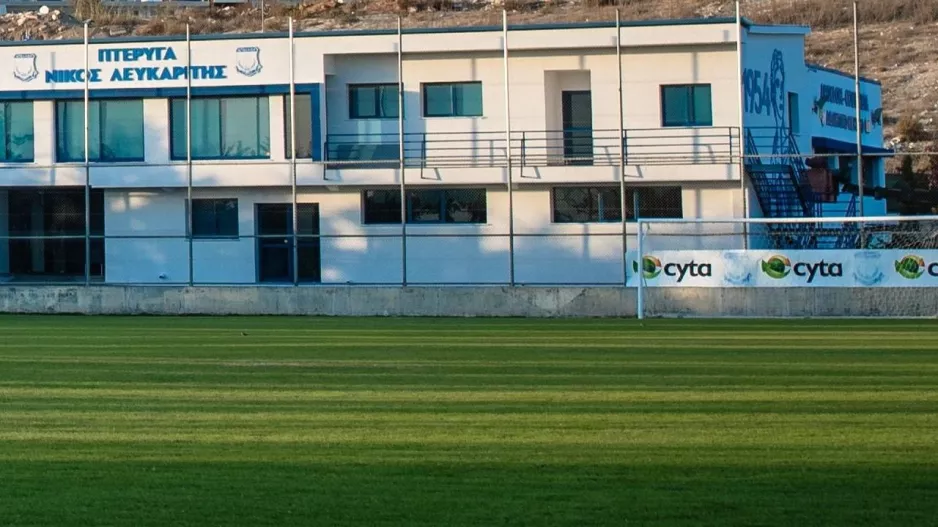 ΚΕΚΛΕΙΣΜΕΝΩΝ το φιλικό του Απόλλωνα