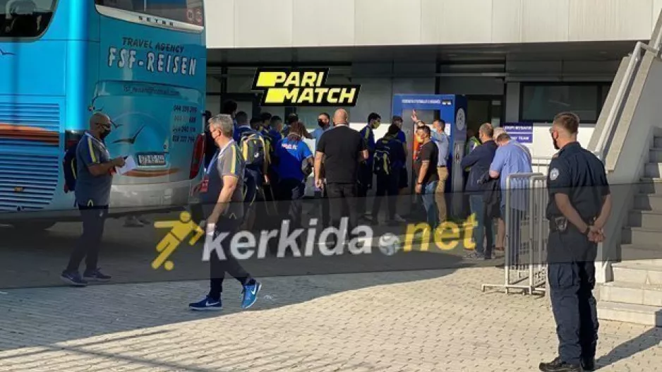 (18:30) Στο γήπεδο το ΑΠΟΕΛ (βίντεο/φώτος)