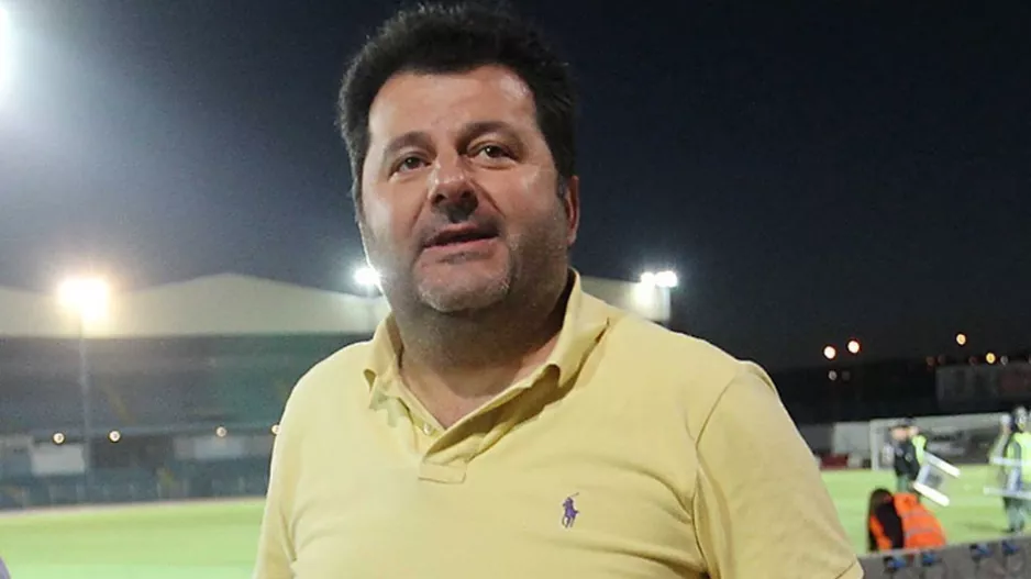 ΕΠΙΘΕΣΗ ΣΟΦΟ: "Ζητούμε παραιτήσεις/Ανεύθυνοι διαχειρίζονται τα γήπεδα"
