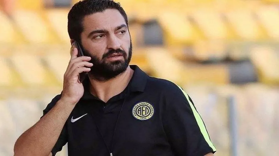 ΠΑΡΕΜΒΑΣΗ Θεόδωρου/ "Είμαι πεπεισμένος ότι δεν έγινε επί σκοπού αυτό που είδαν απόψε οι ΑΕΛίστες"