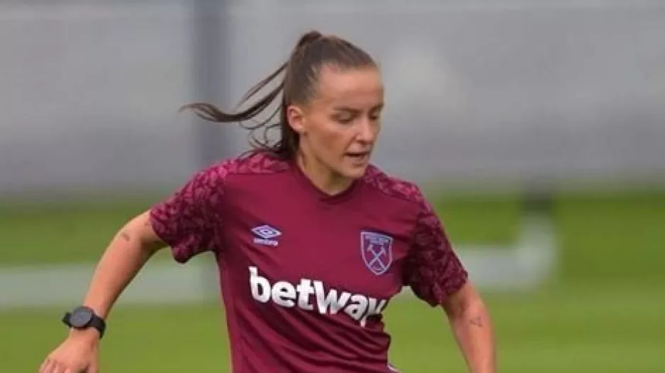 Πήρε πρώην παίκτρια της West Ham