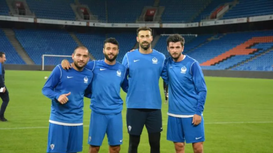 ΑΝΟ/Μέσα η τετράδα