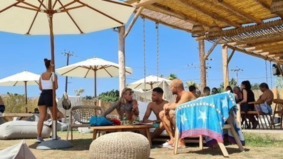 Τους βρήκαμε στο Cabana