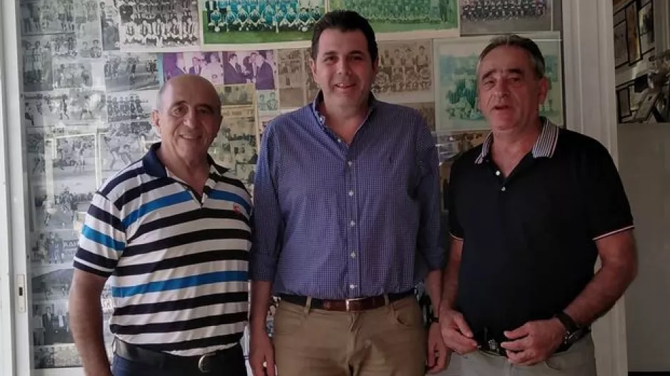 Οι πακταράδες με τον Δήμαρχο