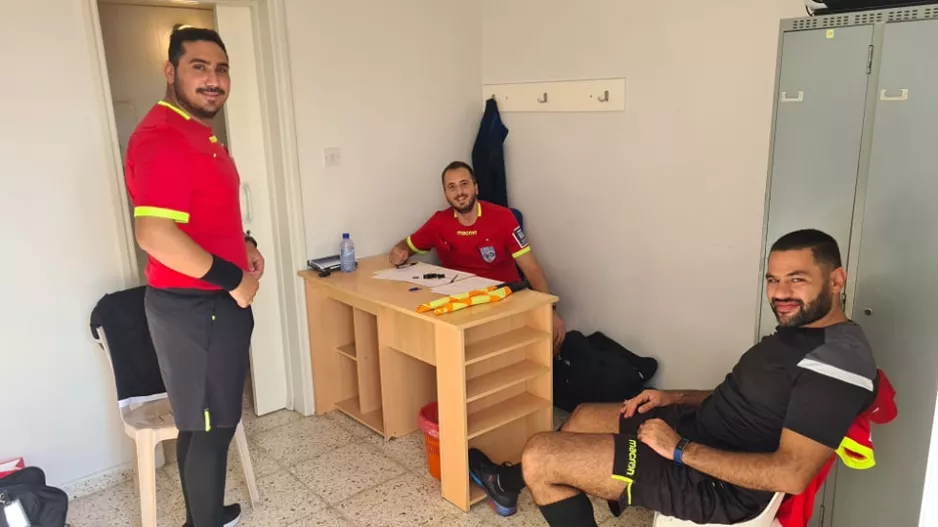 Ρεφ έτοιμοι... με χαμόγελο