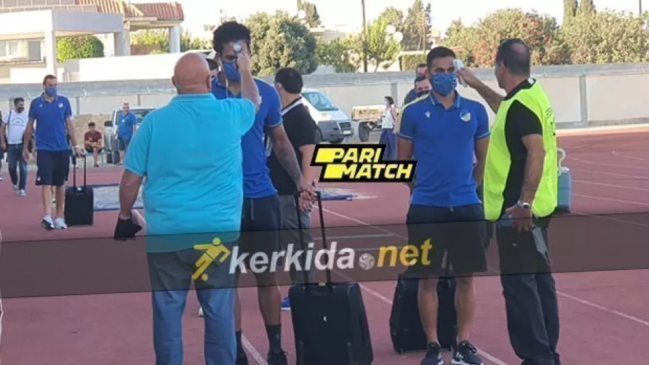 ΑΠΟΕΛ/Θερμομέτρηση κατά την άφιξη (φώτος)