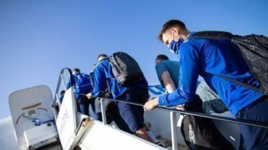 ΕΡΧΟΝΤΑΙ στην Κύπρο για Απόλλωνα (φώτος)