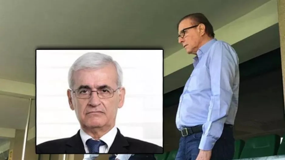 ΝΤΙΜΗΣ κατά Παπαχαραλάμπους/"Ακόμη είστε στη θέση σας;"