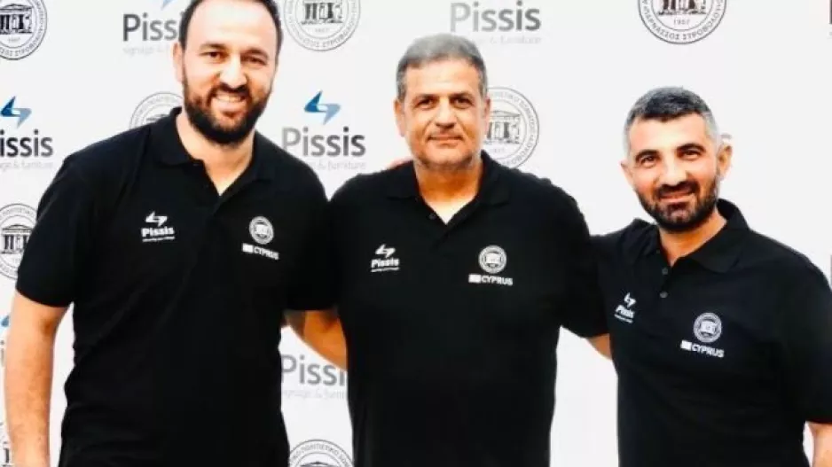 Παρνασσός Στροβόλου/Παρουσίαση ρόστερ με... έκπληξη  (φώτος)