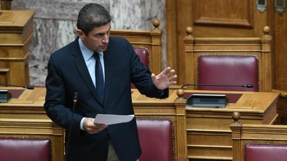 Αυγενάκης: "Αδιανόητη η απόφαση της ΕΠΟ, θα αναβαθμίσουμε το Παγκρήτιο"