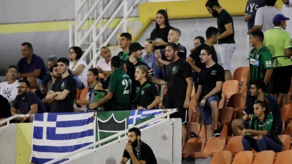 Σταθερά... ΕΚΕΙ!