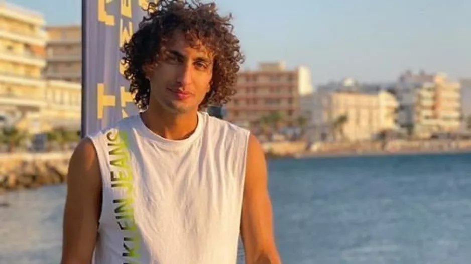 Φόρτωμα.../Warda