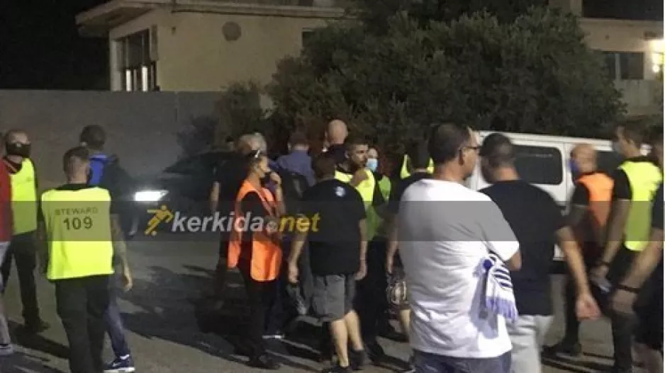ΕΝΤΑΣΗ έξω από το "ΠΑΠ" με Γρηγόρη και Ανορθωσιάτες