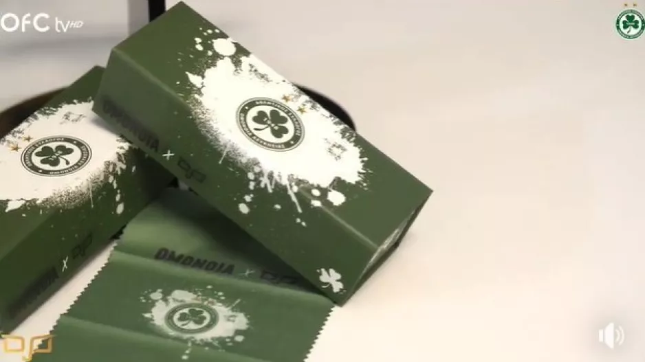 Έκανε δικά της γυαλιά η Ομόνοια! 