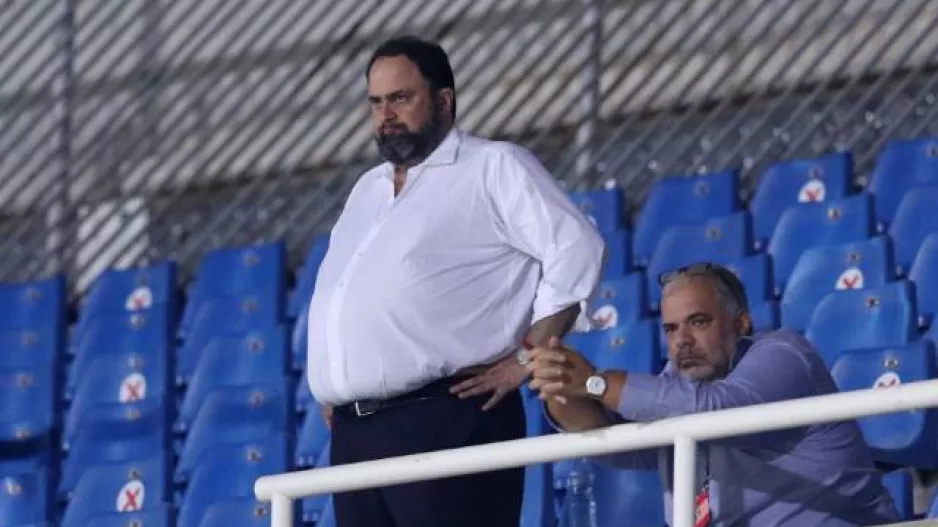 Συνοφρυωμένος... ο Μαρινάκης 
