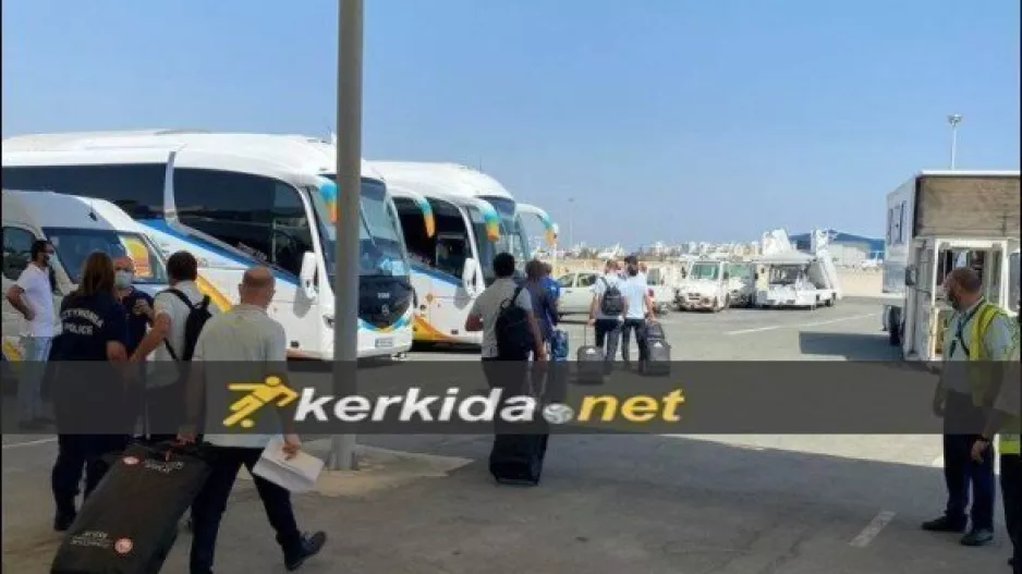 Έφτασε Κύπρο ο Ολυμπιακός (Φώτος)