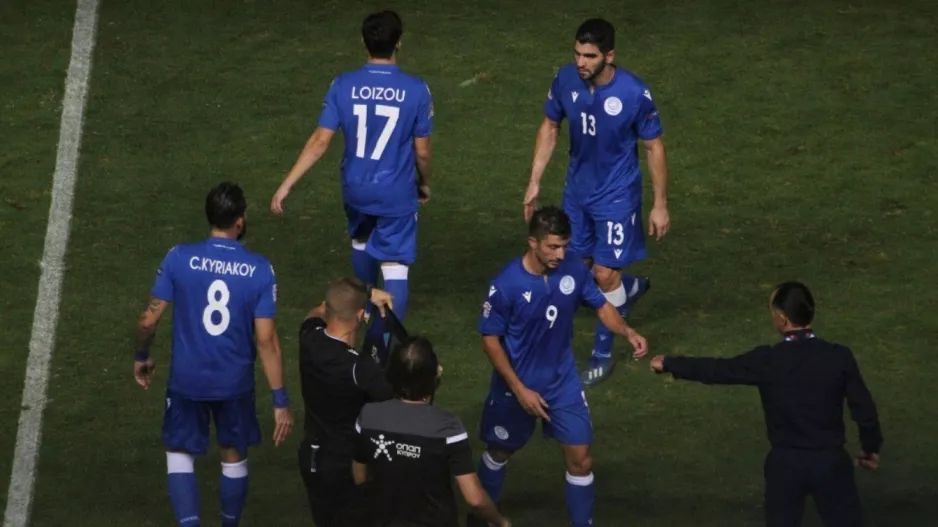 ΔΙΠΛΗ αλλαγή στο 58’ από Βάλεμ