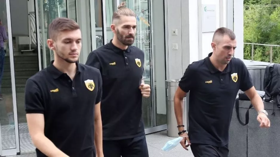 Η βόλτα των παικτών της ΑΕΚ στο Σεντ Γκάλεν (pics)