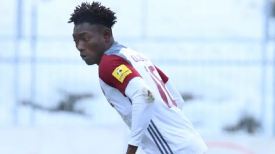 Deal με Victor Olatunji