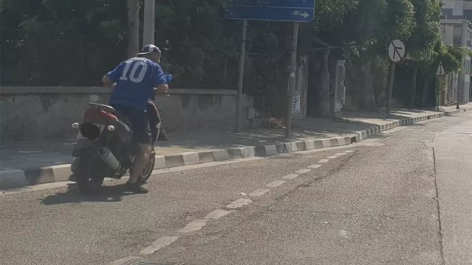 Έμεινε στο... δρόμο ο Τσιουπής!