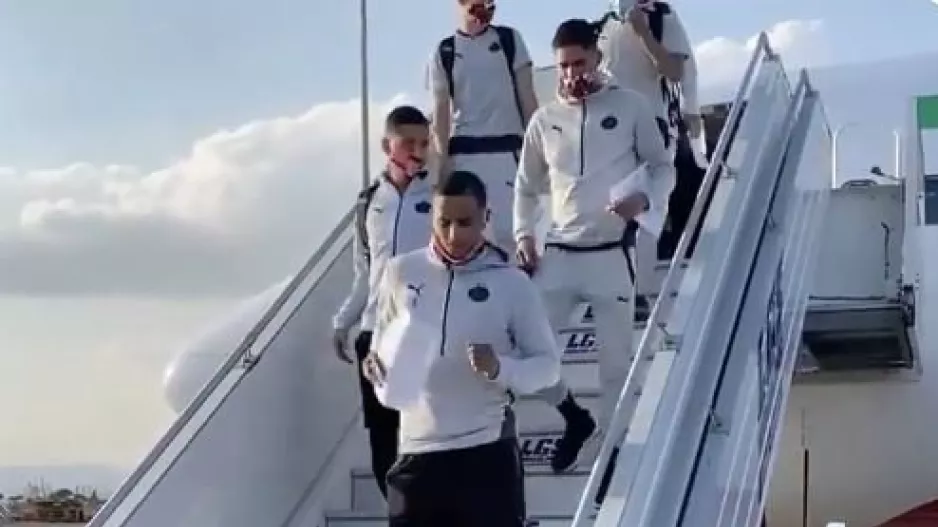 (BINTEO) H άφιξη της PSV στην Λάρνακα