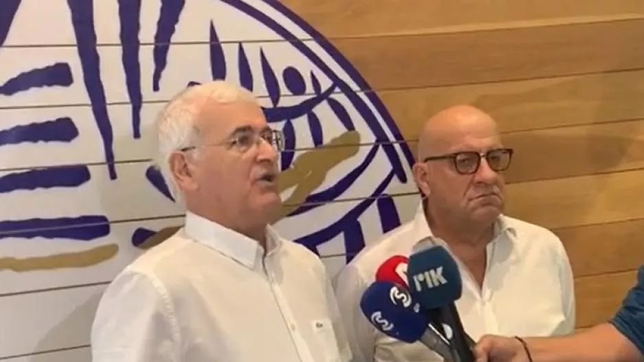 Στοιχεία με ΟΝΟΜΑΤΑ