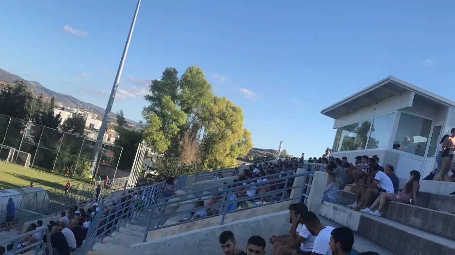 Γέμισε το Κοινοτικό