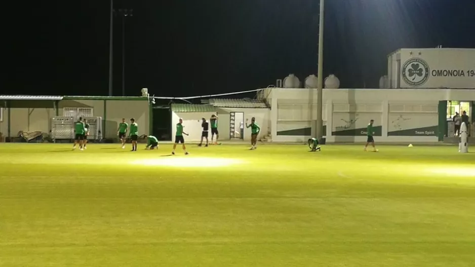 "Μέσα" 23 με PSV/ΦΩΤΟΣ kerkida.net από "Η. Πούλλος"