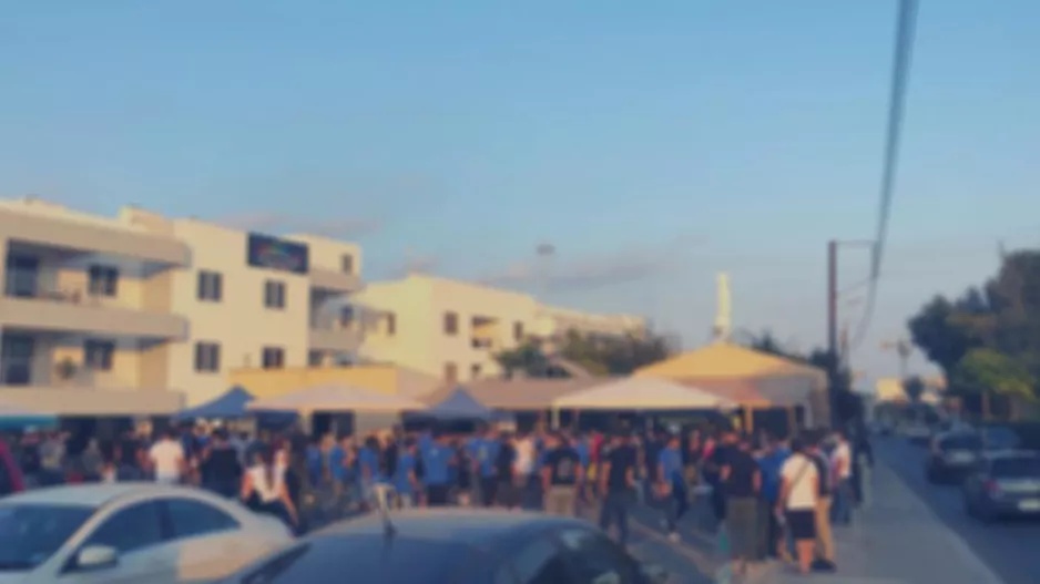 ΜΑΧΗΤΕΣ για το  "παραζάκι αγάπης" στην Σωτήρα 