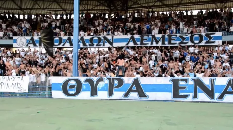 ΘΥΡΑ 1/"Το ποτήρι ξεχείλισε και η οργή του λαού θα σας πνίξει"