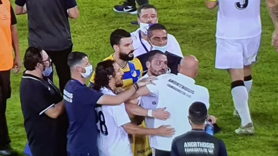 ΓΙΑΤΙ υπήρξε ένταση ανάμεσα σε Τιμούρ-Οκριασβίλι/ΡΕΠΟΡΤΑΖ