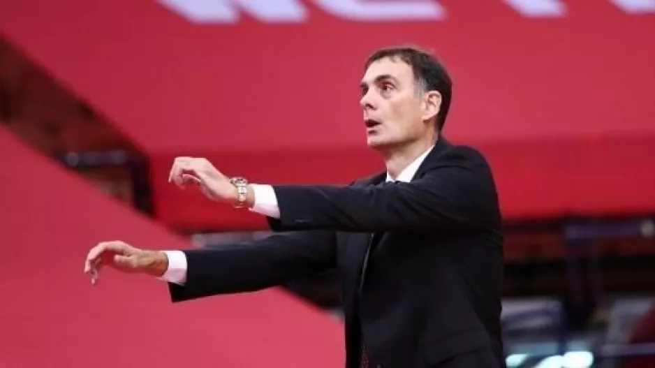 "Η μέρα που υπέγραψα στον Ολυμπιακό και η ιστορία με το πάρκινγκ"
