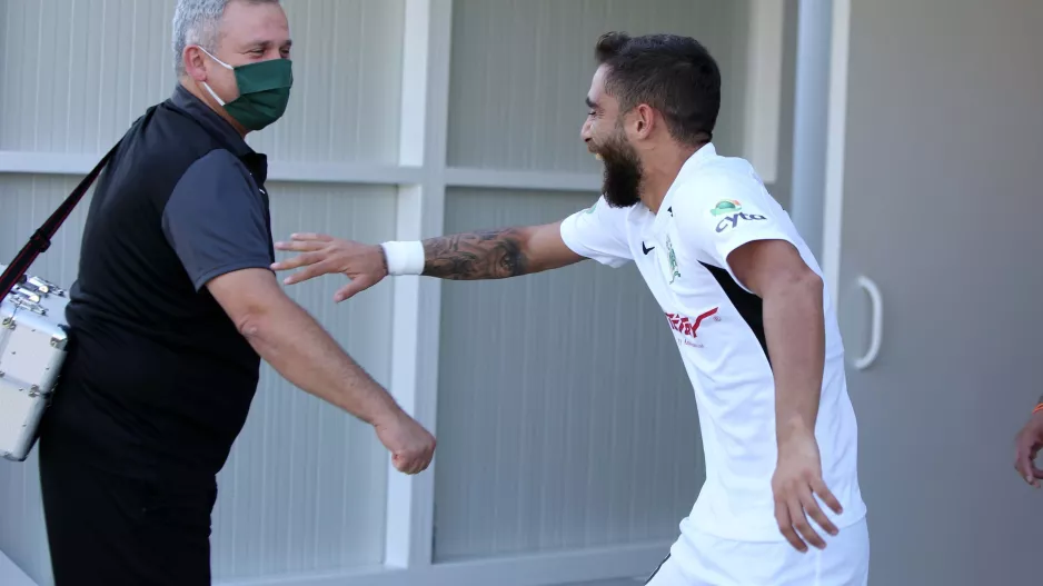 Εντός... ο Νικόλας