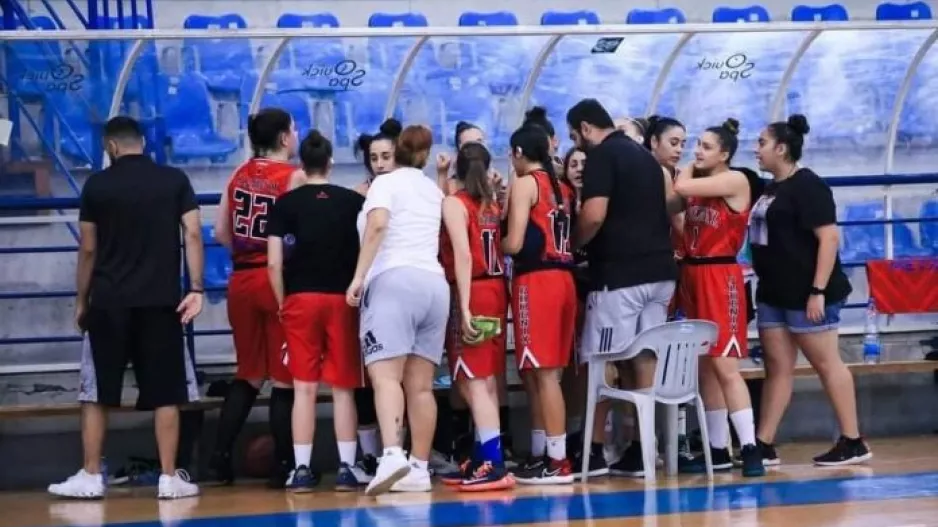 Πέταξε πάνω από την Πάφο ο… Phoenix MJ Plus