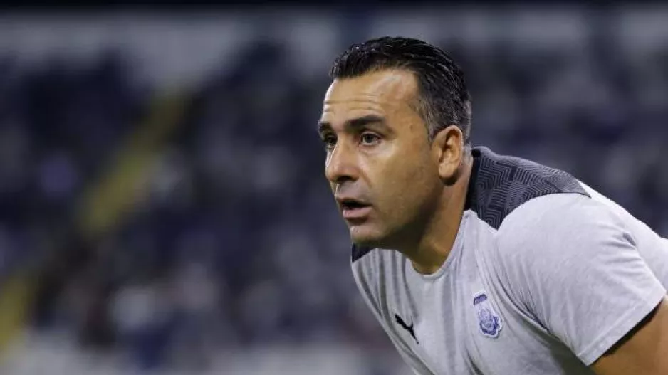 Ο Σωφρόνης περιμένει 5 παίκτες/Τα νεότερα