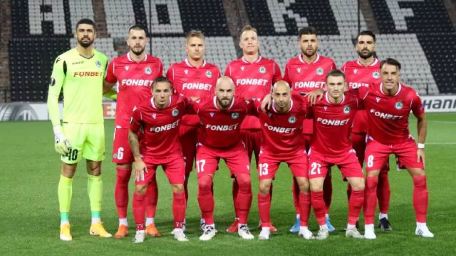 Ιστορική πρώτη 