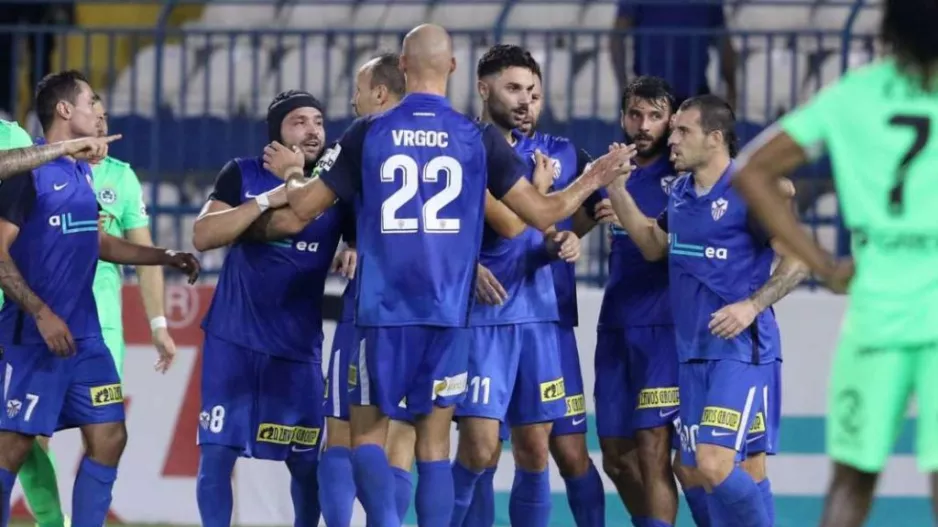 Να μην επηρεαστεί από τις άδειες εξέδρες
