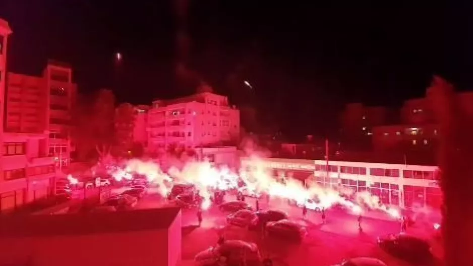 ΘΥΡΑ 9/"Κάηκε" ο Κεντρικός το βράδυ της Κυριακής (βίντεο)