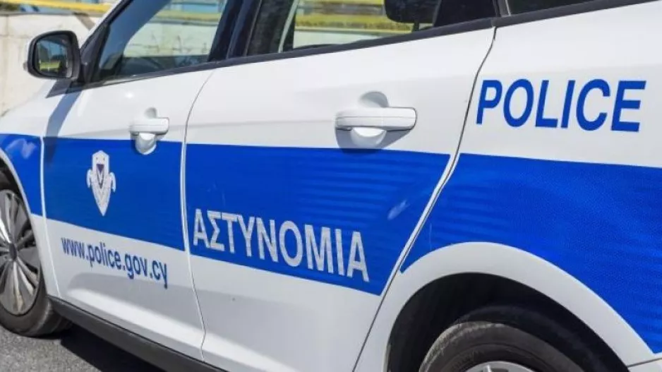Παρίσταναν τους Αστυνομικούς και λήστεψαν 36χρονη
