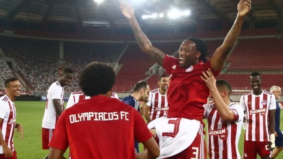 Record: «Δεν προχωράει του Σεμέδο στη Μπενφίκα»