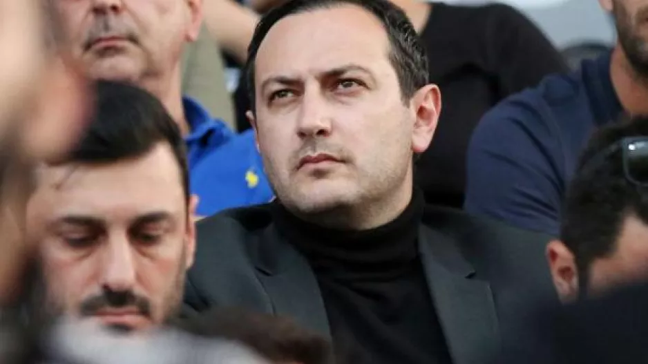 "Ο τουρισμός χάνει 2,3 δις/Kαλύτερες συμβουλές από παιδιά και αντίπαλους προέδρους /Η ΕΝΠ θα επιβιώσει"