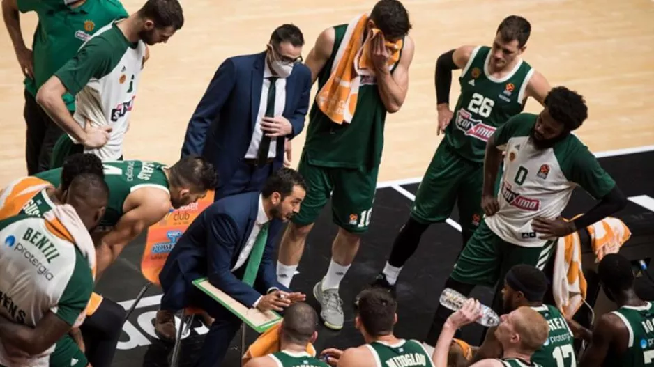 «Ίσως να πρέπει να μικρύνει το ροτέισον ο Βόβορας»